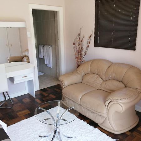 Easy Inn Guesthouse Велком Екстер'єр фото