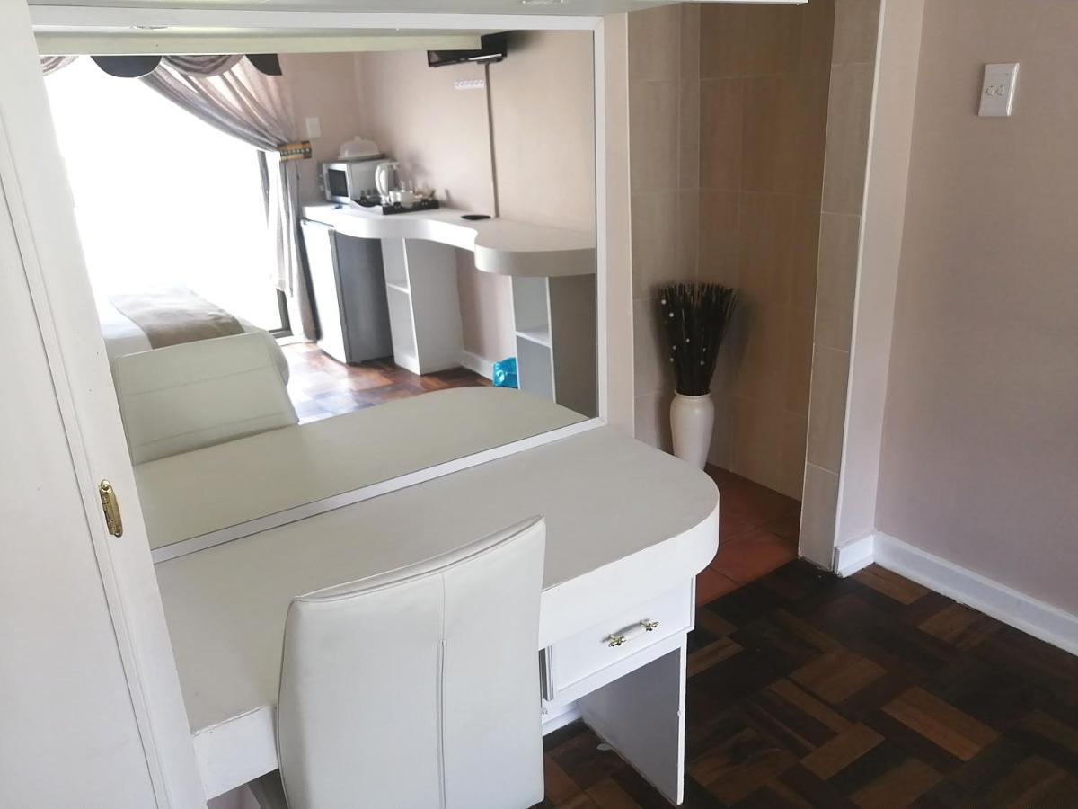 Easy Inn Guesthouse Велком Екстер'єр фото
